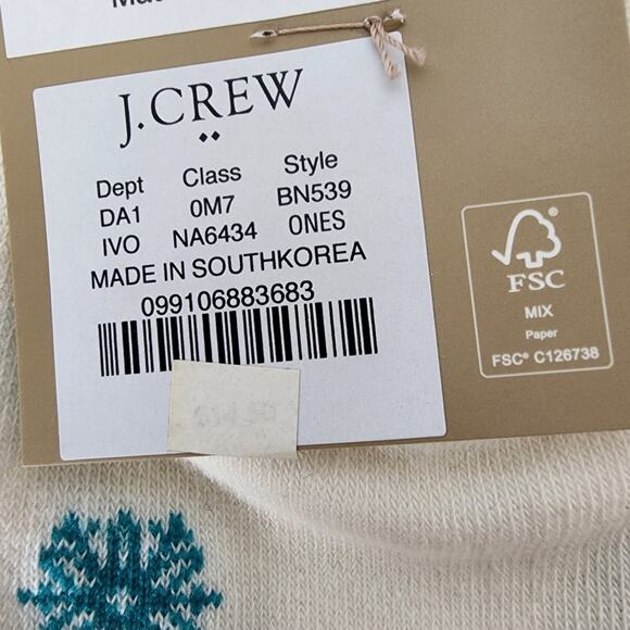NEW J. Crew Women's White Snowflakes Trouser Socks - Picture 7 of 8